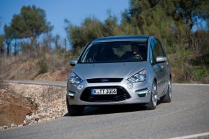 2010 Ford S-Max